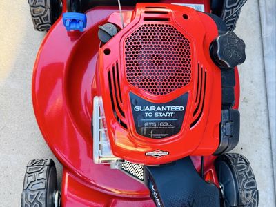 Toro’s Recycler 22-inch Gas-Powered Self-Propelled Mower ALL-WHEEL-DRIVE