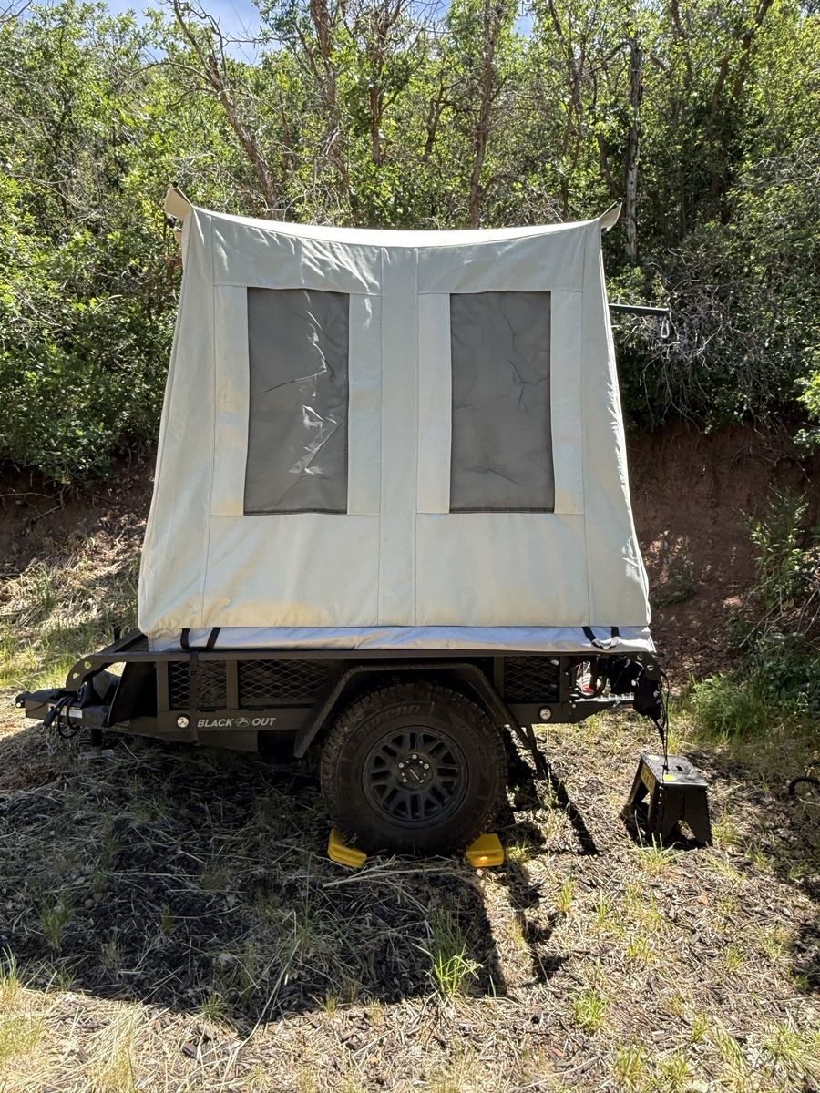 Jumping Jack Tent Trailer blackout edition