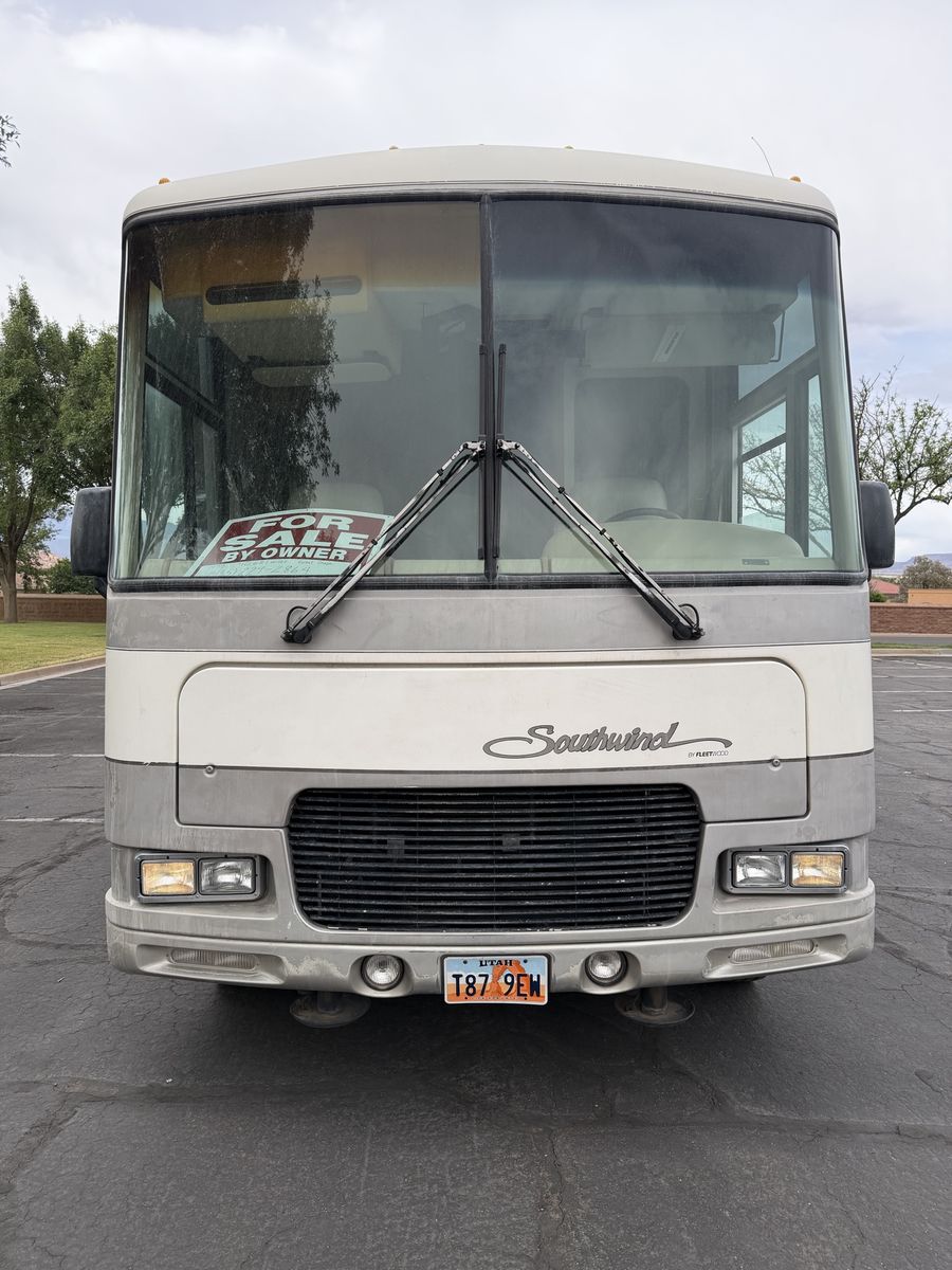 1999 Fleetwood Motorhome