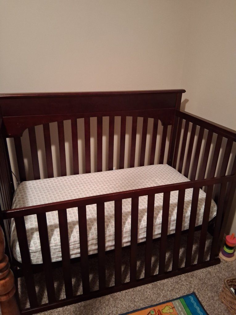 Nice Crib
