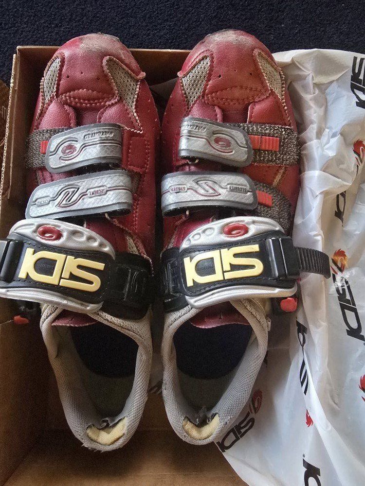 Used Sidi Road Cycling Shoes with Look Cleats