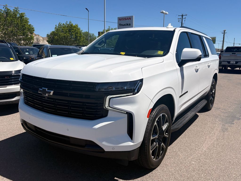 2024 Chevrolet Suburban RST