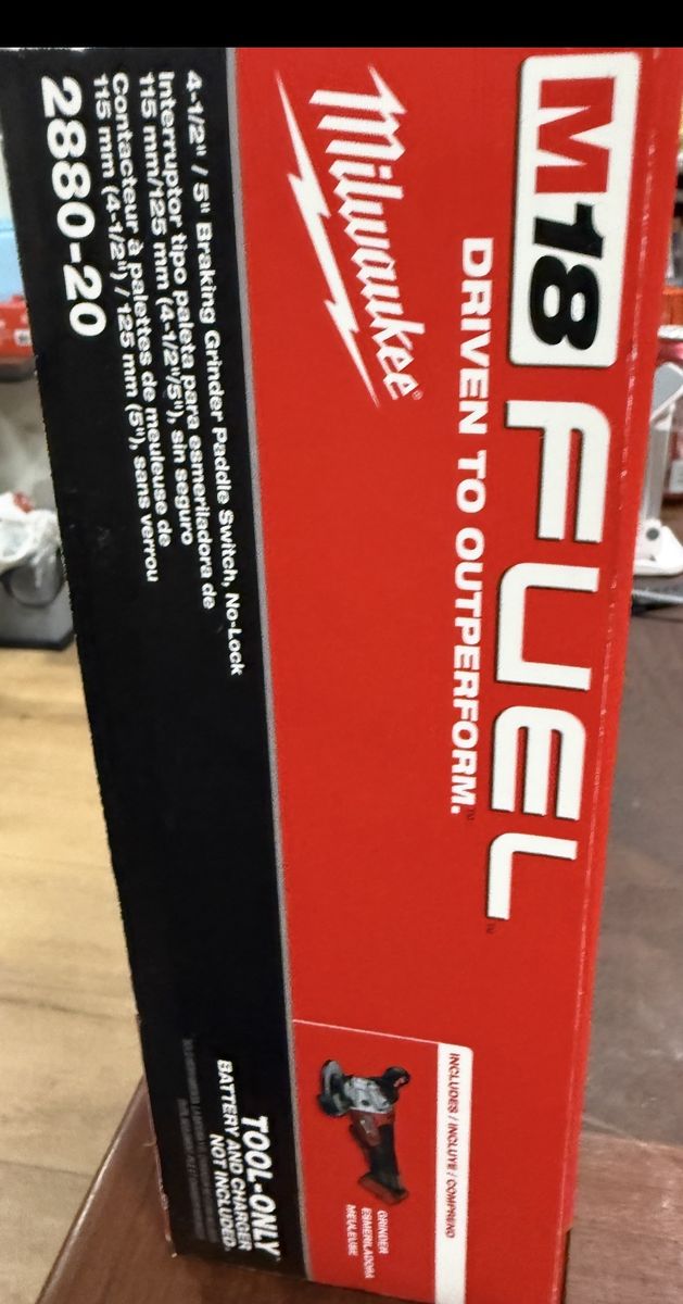 Milwaukee Grinder M18