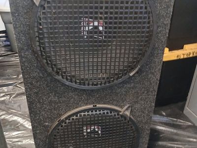 3) 12 inch Kicker CompVR Subs with Custom Cast Aluminum Griles. Like New!