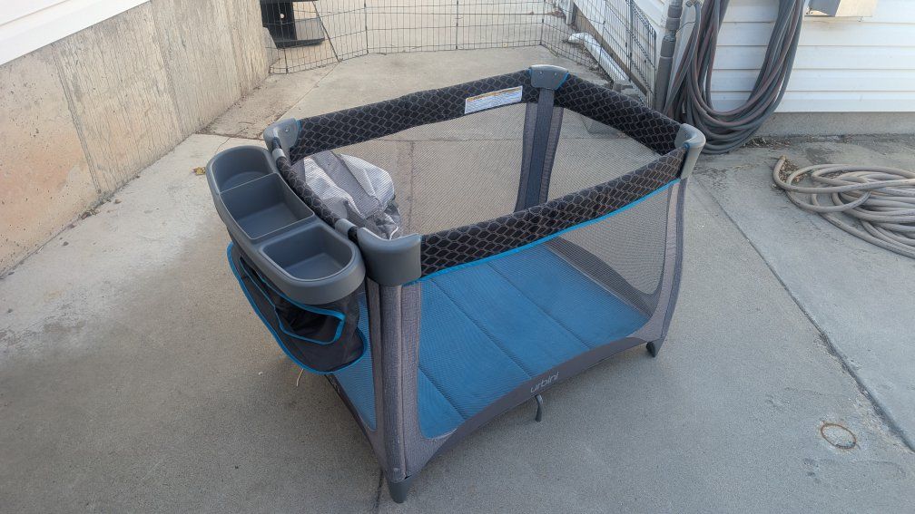 Urbini Playard Portable Baby Playpen Bassinet with Changing Station & Storage, Blue/Gray