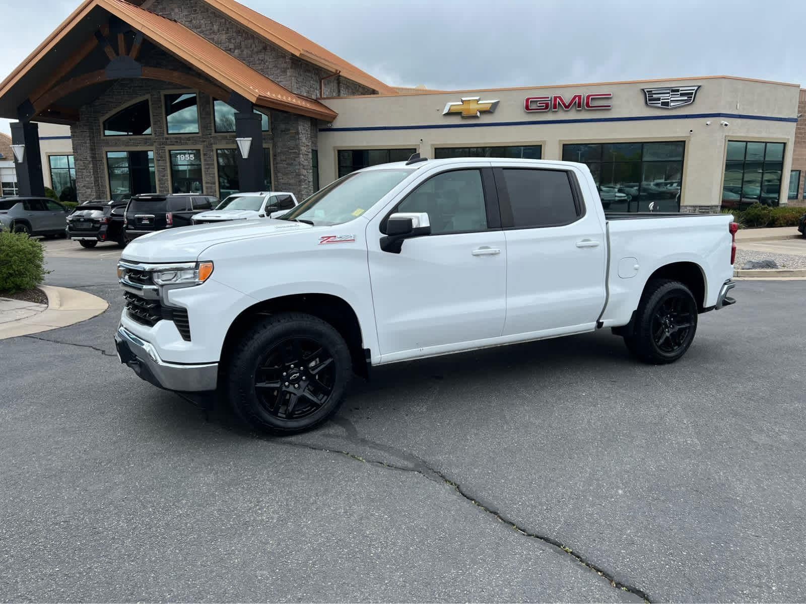 2024 Chevrolet Silverado 1500 LT