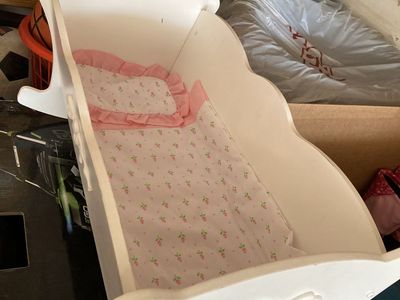 Doll cradle