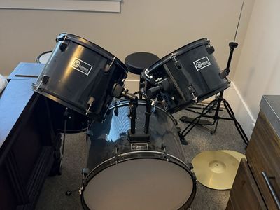 Gammon Percussion 5-Piece Complete Drum Set with Throne and Cymbals - Black