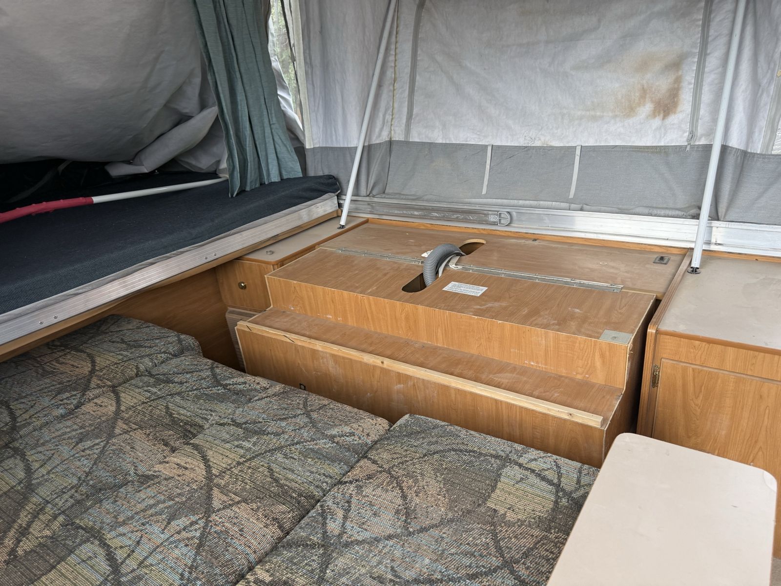 Used Pop-Up Camper - Compact Travel Trailer