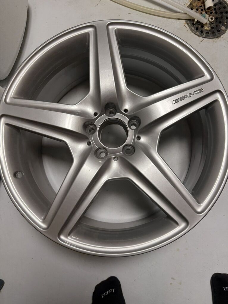 Mercedes AMG Wheel/Rim