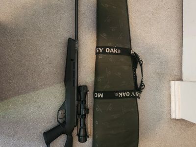 Crosman Air Rifle with Scope and Mossy Oak Soft Carrying Case