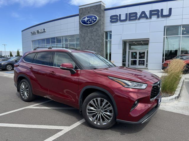 2022 Toyota Highlander Platinum