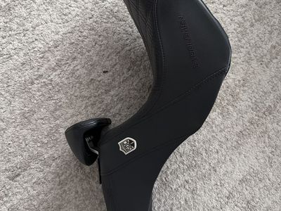 PRO series SDC performance Saddle W Lumbar Rest