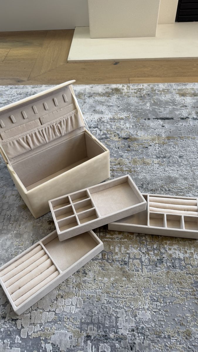 Cream Velvet Multi-Tier Jewelry Box Organizer with Removable Trays