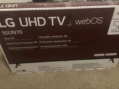 Lg tv 50” smart like new