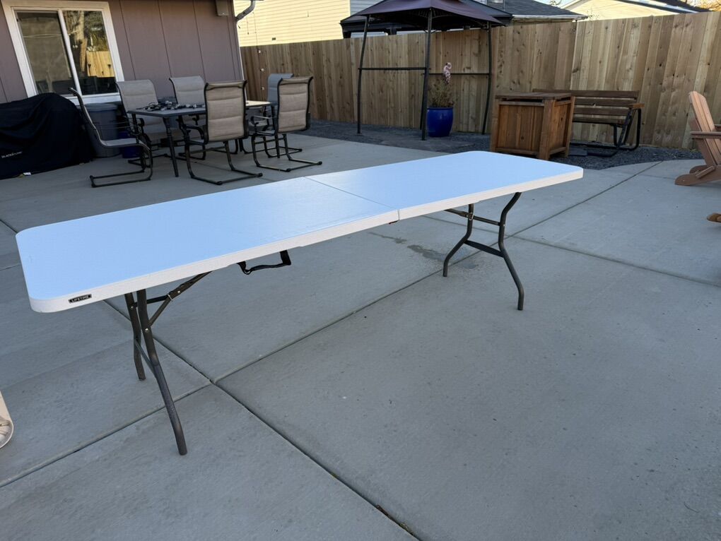 8 Foot Folding Lifetime Tables