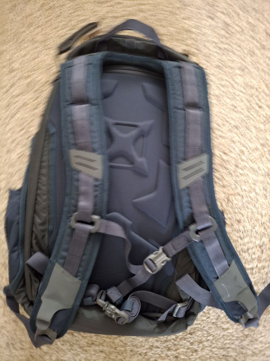 Vertx EDC Gamut 18 Hour Backpack 100% Nylon, midnight Blue/grey VTX5015