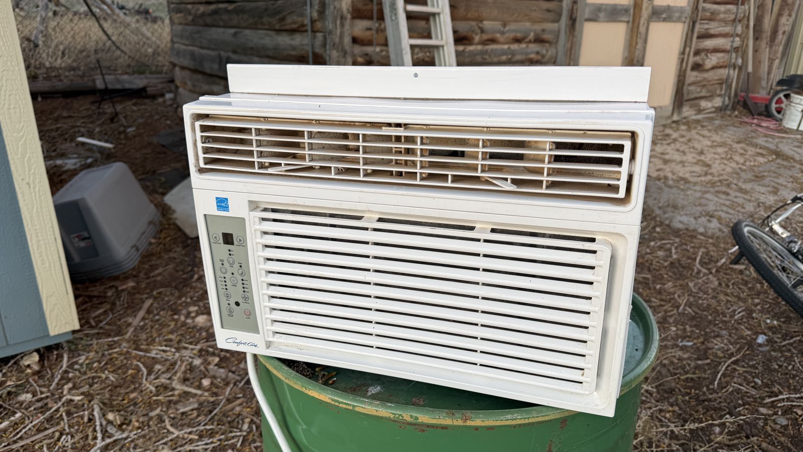 Comfortaire 8000 Btu A/C