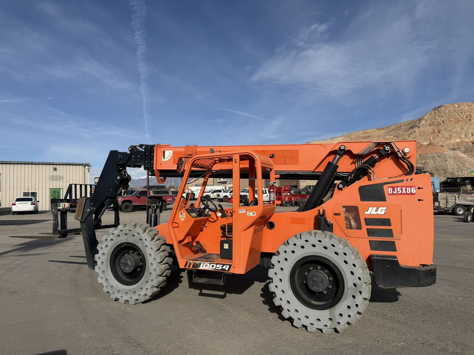 SWEET! 2018 JLG SKYTRAK 10054 10,000 TELEHANDLER