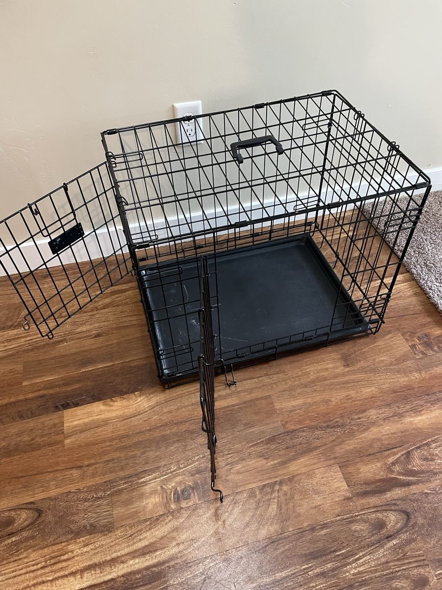 Medium dog kennel