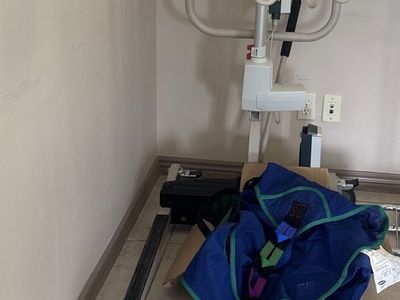 Hoyer Lift - No battery