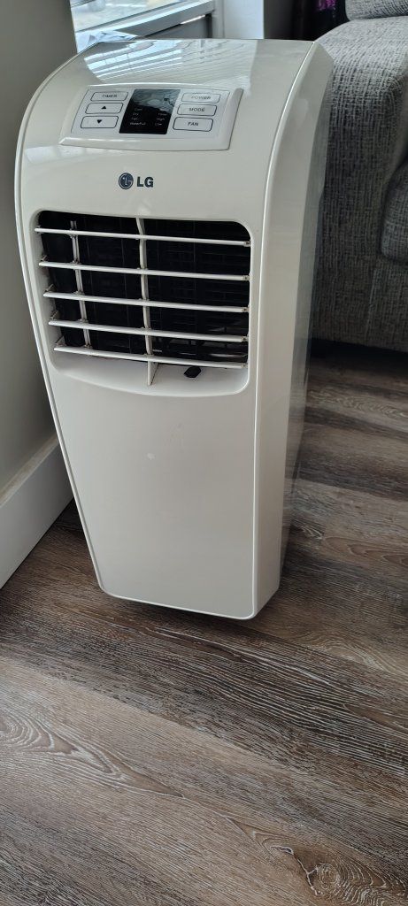 LG Portable A/C 8000 BTU
