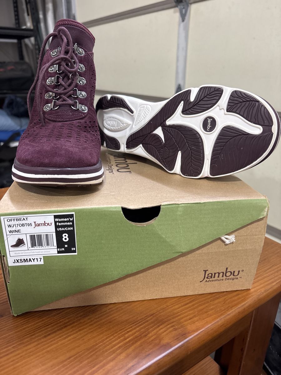 Jambu Offbeat WJ170BT05 Women's Wine Suede Ankle Boots - Size 8 (EU 39)