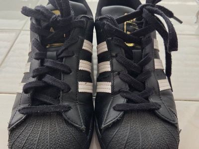 Adidas & vans