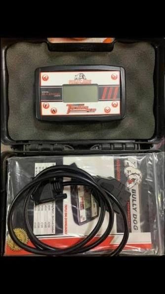 Bully Dog Triple Dog power pup tuner for Cummins ford/ Duramax diesel truck