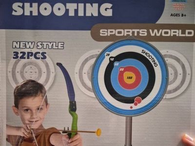 New Toys Kids Archery Set Sports World Bow and Target Stand 32 Piece Toy Set