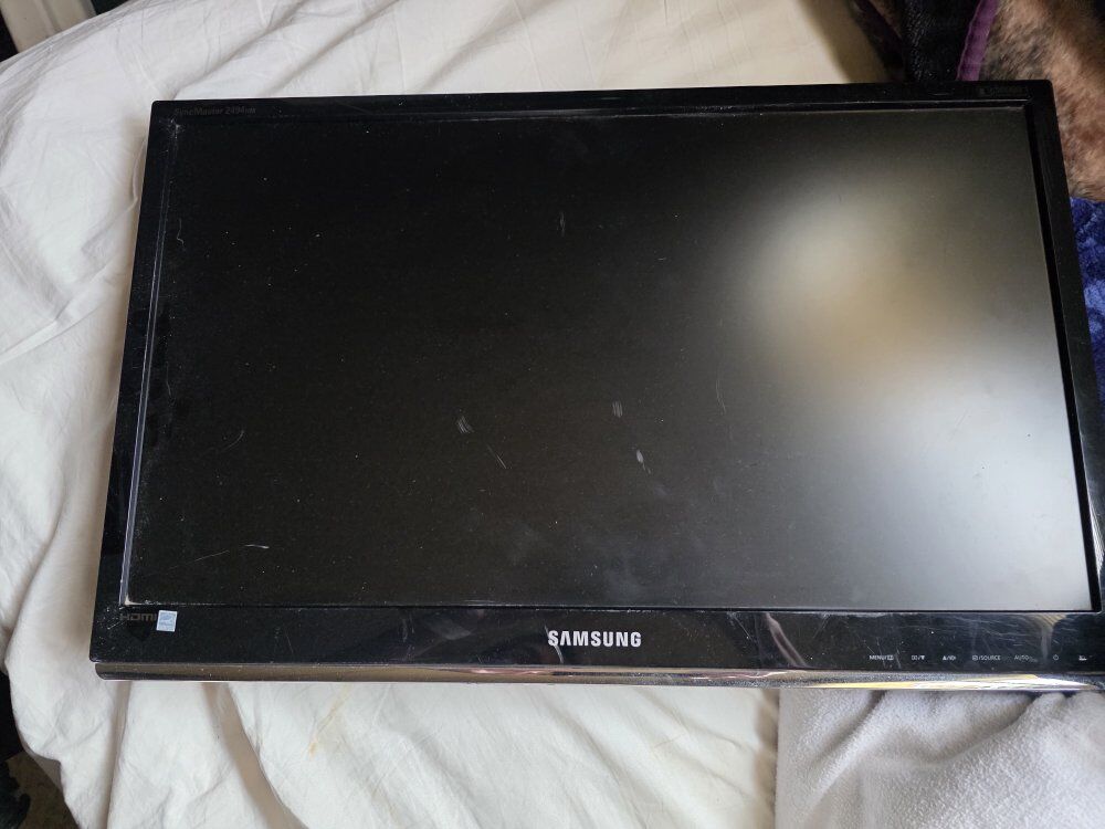 Samsung 24" computer monitor 2494HM works