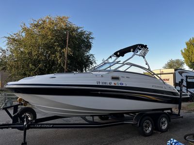 2009 Four Winns F224