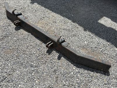 Fj40 front bumper with hooks and mounts for winch