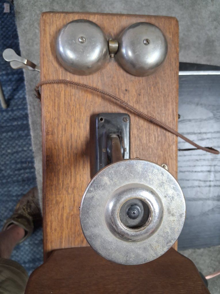Antique 1900s Northern Electric Telephone.