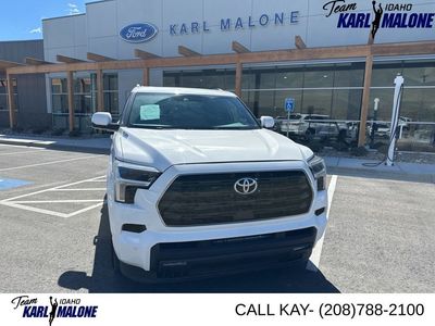 2025 Toyota Sequoia SR5