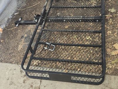 luggage rack