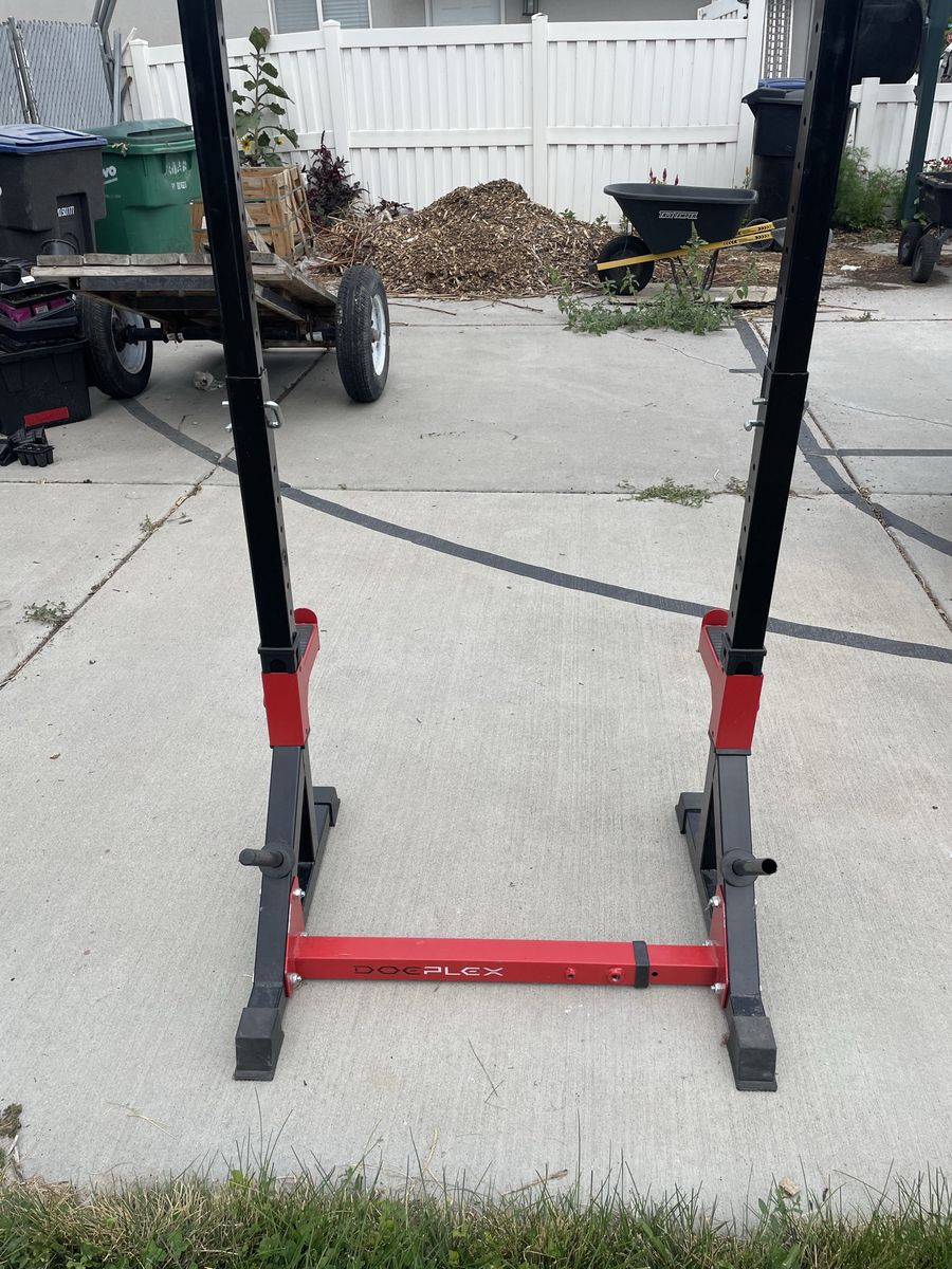 DoePlex Adjustable Squat Rack - Red/Black, Versatile Home Gym Equipment