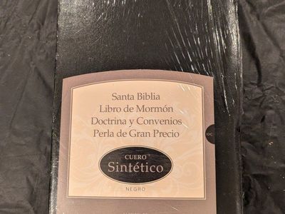 LDS 4 in 1 Spanish scriptures.