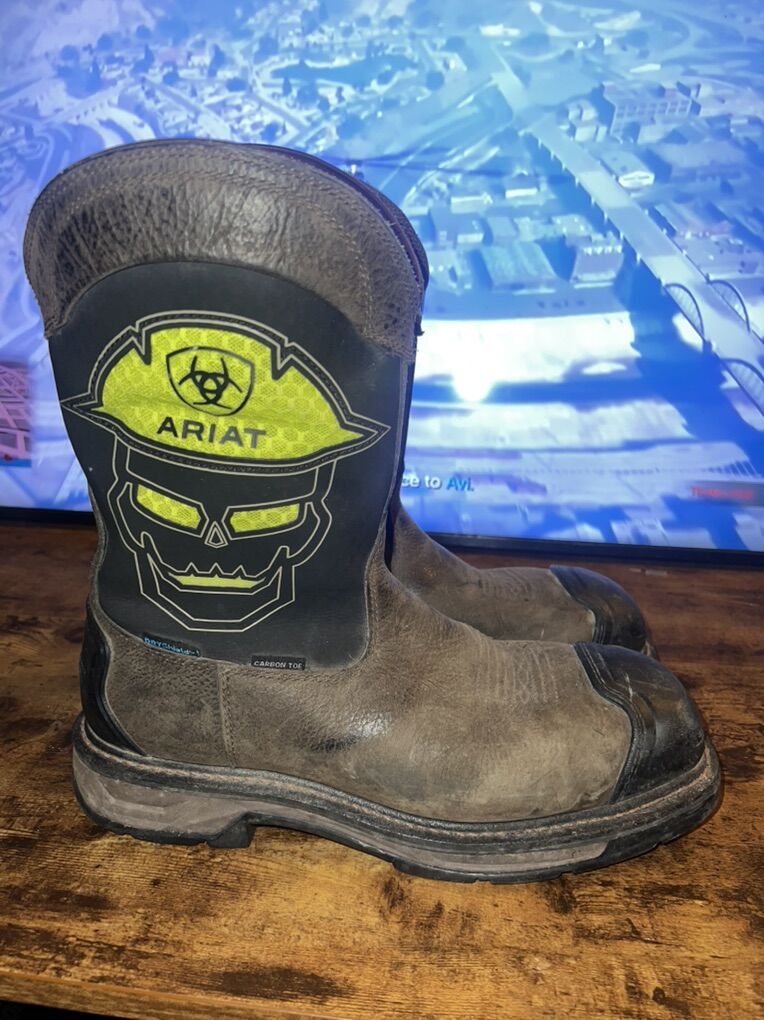 Ariat Workhog Carbon Toe Boots