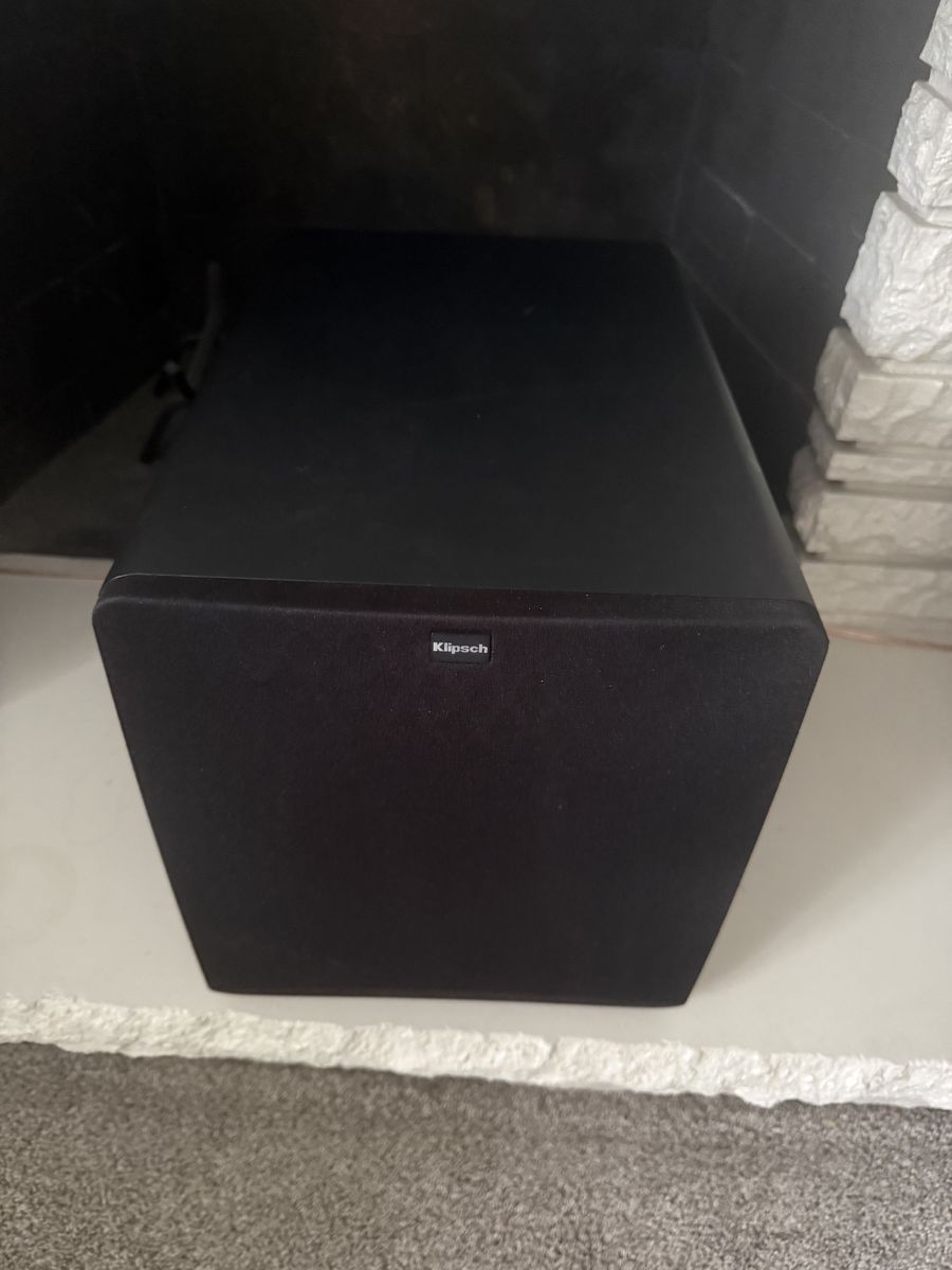 Klipsch SW-110 10" Powered Subwoofer - Great Performance