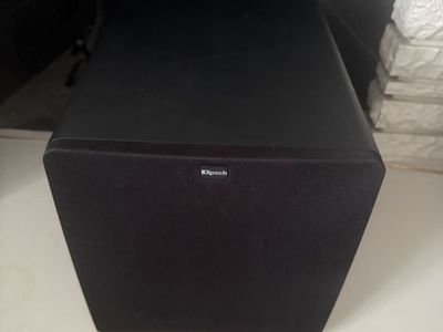 Klipsch SW-110 10" Powered Subwoofer - Great Performance