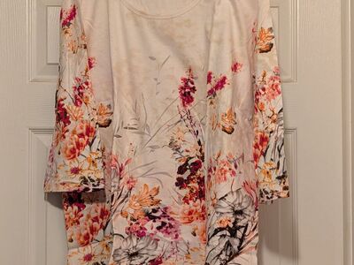 3/4 Sleeve Women's Floral Shirt