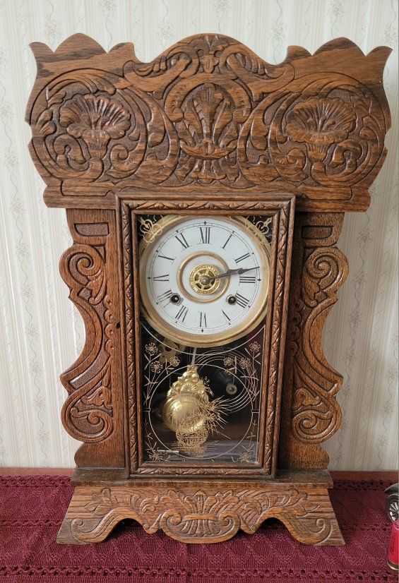 Vintage Hand Carved New Haven Wooden Shelf Mantel Clock
