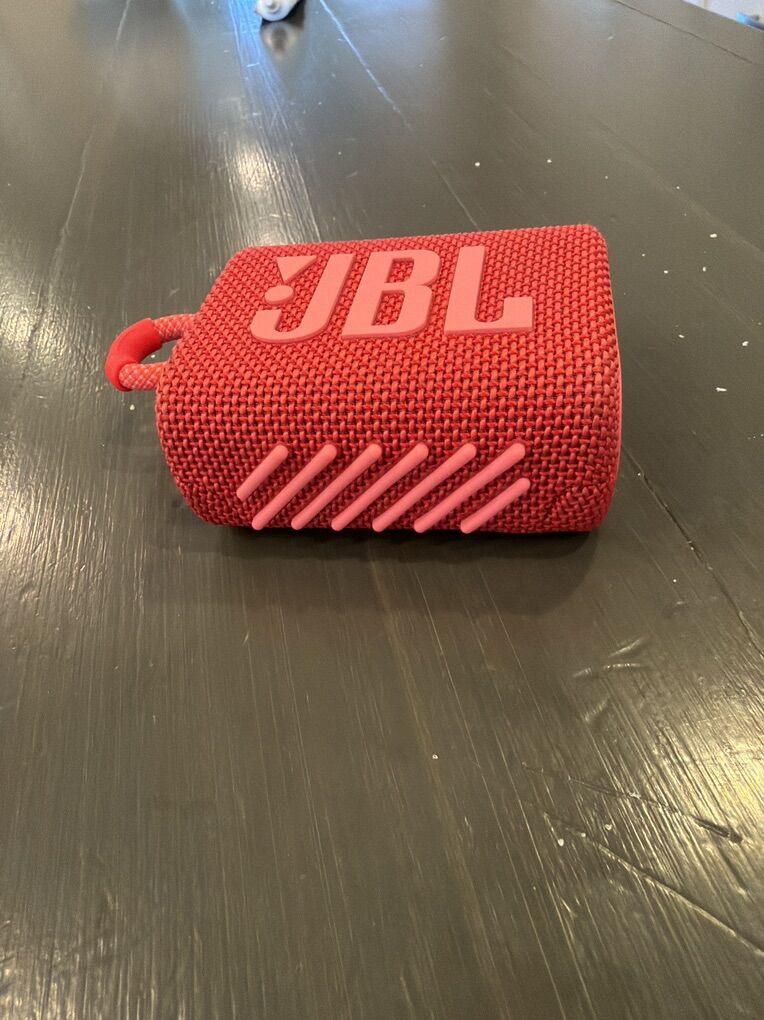 jbl mini Speaker Comes With Charger