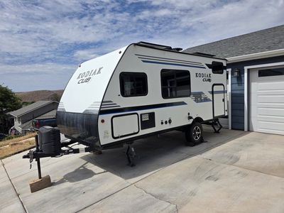 2018 Kodiak Cub KD175BH18 RV Travel Trailer - Sleeps 6, 21'5" Length