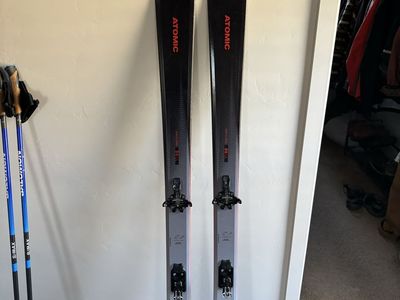 179cm Atomic Backland 89 UL WITH SKINS