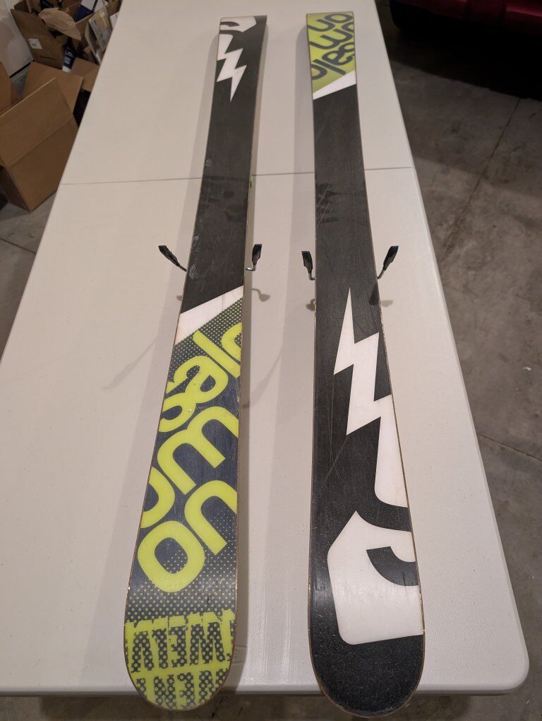 2012 Salomon Skis on Marker Squires 163cm