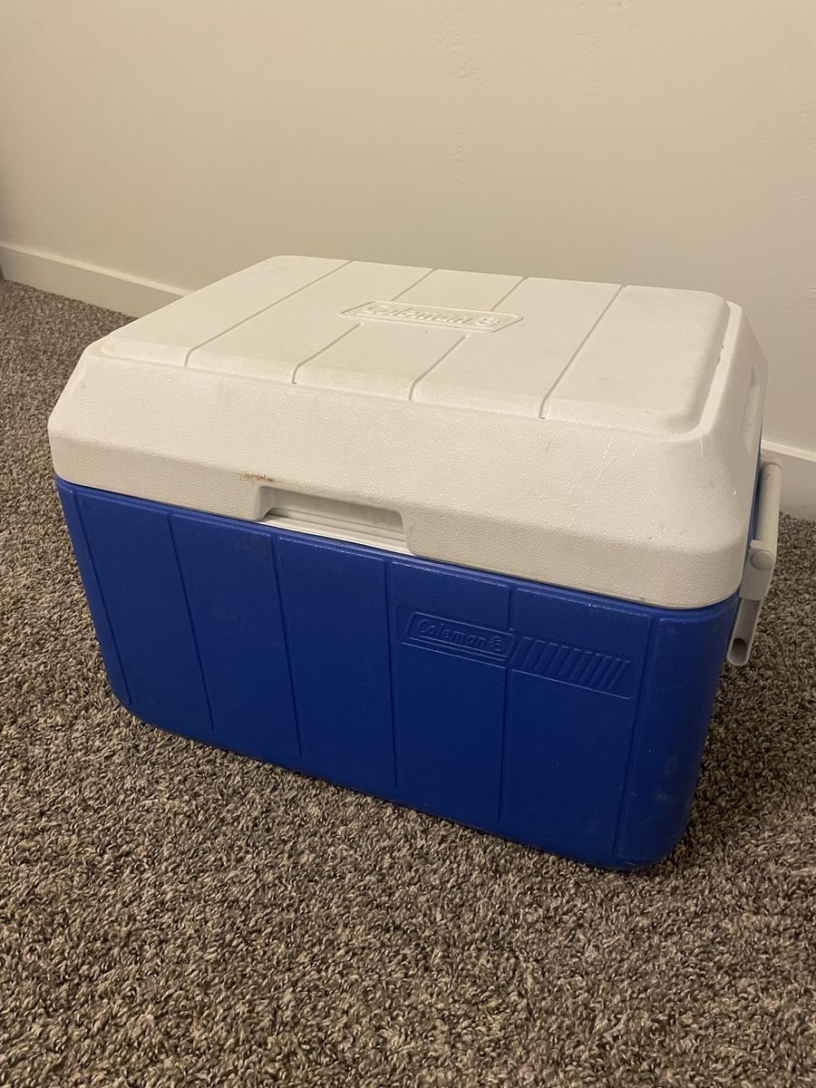 Coleman 40-Quart Blue & White Cooler with Drain - Classic Outdoor Ice Chest