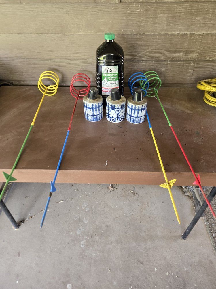 TIKI TORCHES WITH HOLDERS AND FUEL