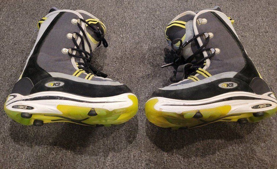 size 10 men's K2 snowboard boots